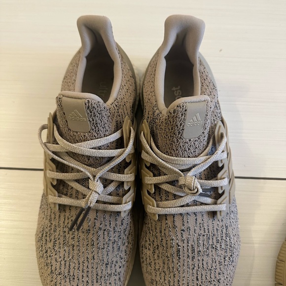 ADIDAS ULTRA BOOST 3.0
Brown & Trace - Picture 2 of 2